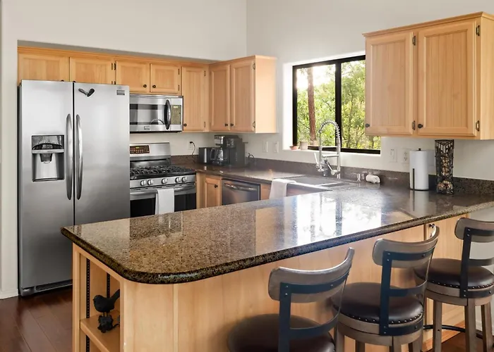 Holiday home Wildlife Views~hot Tub~fire Pit & Games Prescott