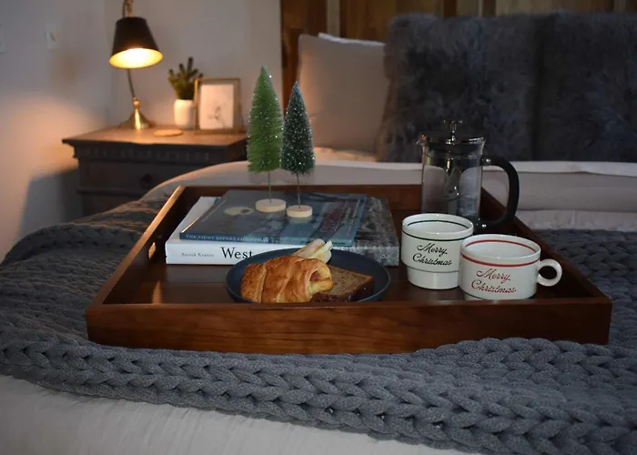 Holiday home Wildlife Views~hot Tub~fire Pit & Games *