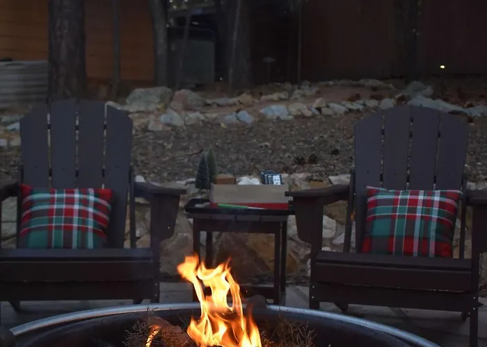Wildlife Views~hot Tub~fire Pit & Games Holiday home